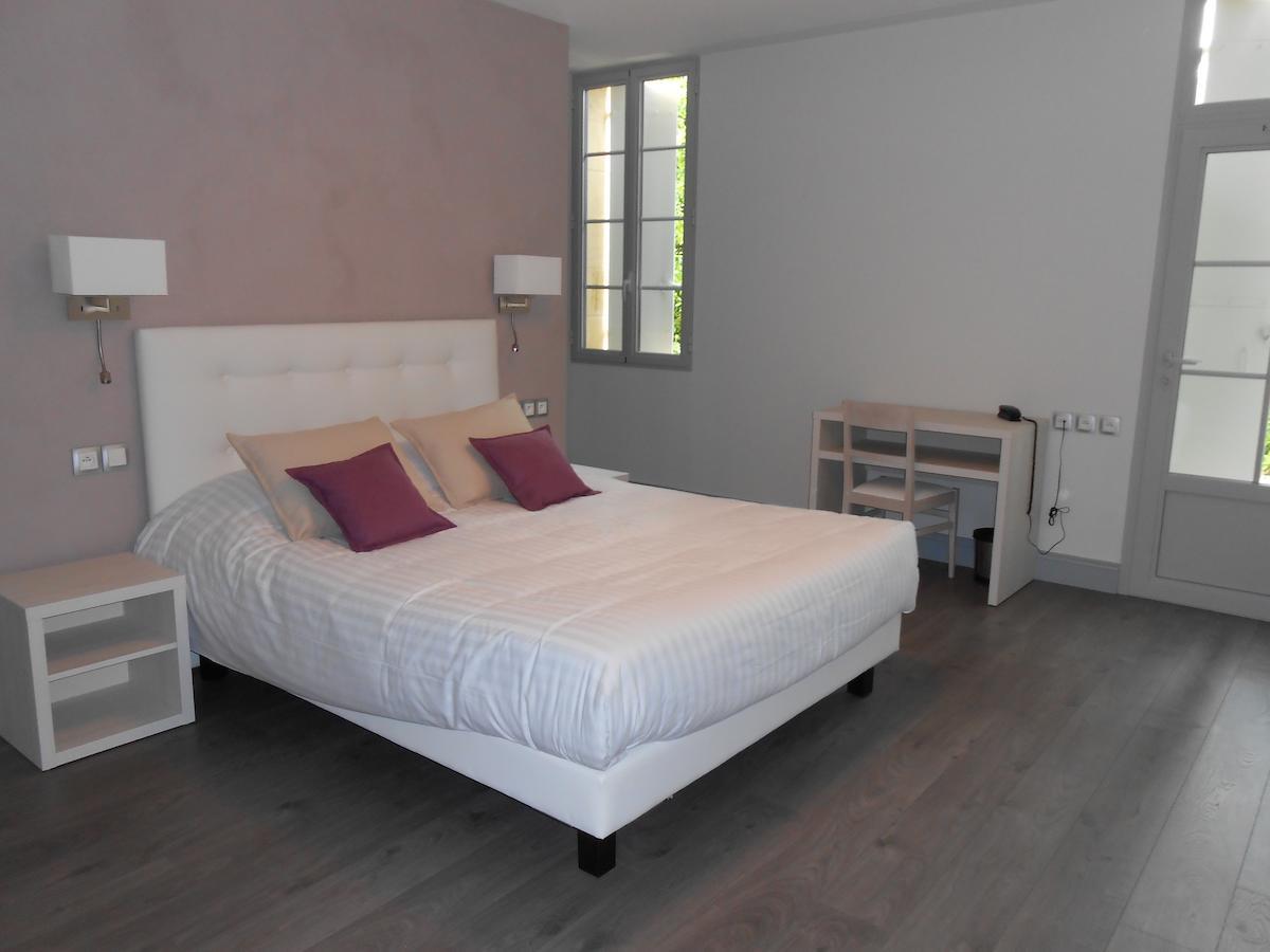 Logis- Hotel Spa Restaurant L'Epicurial Saint-Pey-de-Castets Habitación foto