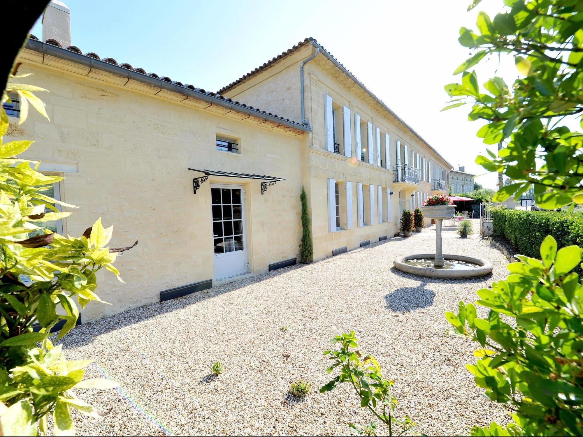 Logis- Hotel Spa Restaurant L'Epicurial Saint-Pey-de-Castets Exterior foto